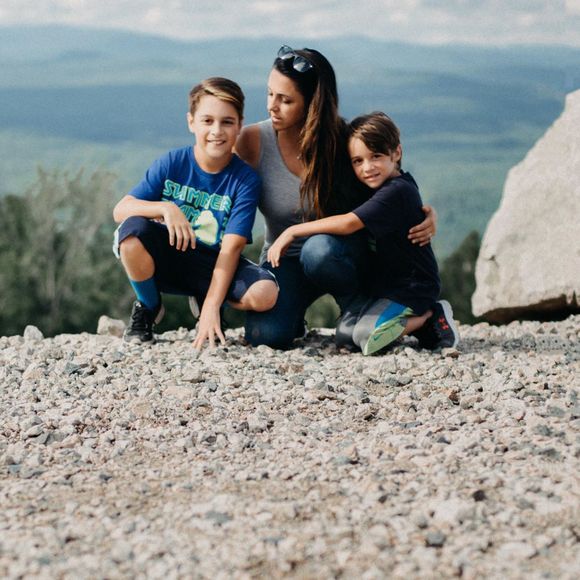 Meet your Posher, Jennifer - Picture 1 of 1